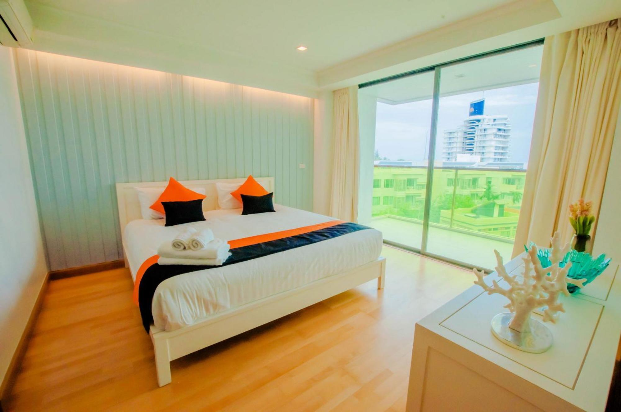 Rocco Hua Hin Beach Seaview Номер фото